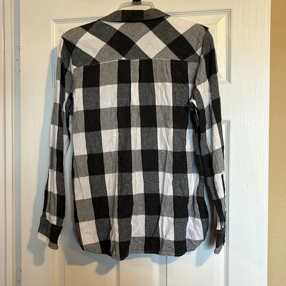 Woolrich women’s black and white flannel button down shirt size large - Picture 6 of 8